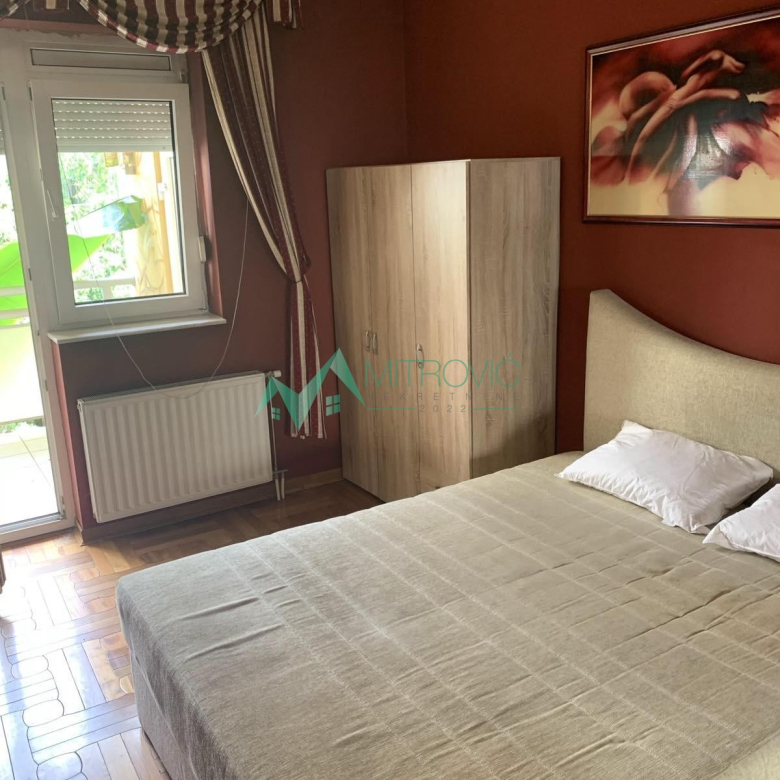 Stan Prodaja Novi Sad  64 m2