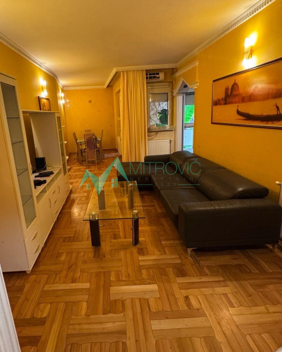 Stan Prodaja Novi Sad  64 m2