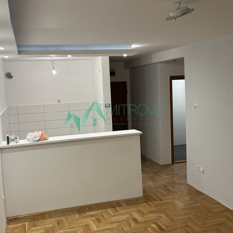 Stan Prodaja Novi Sad  54 m2