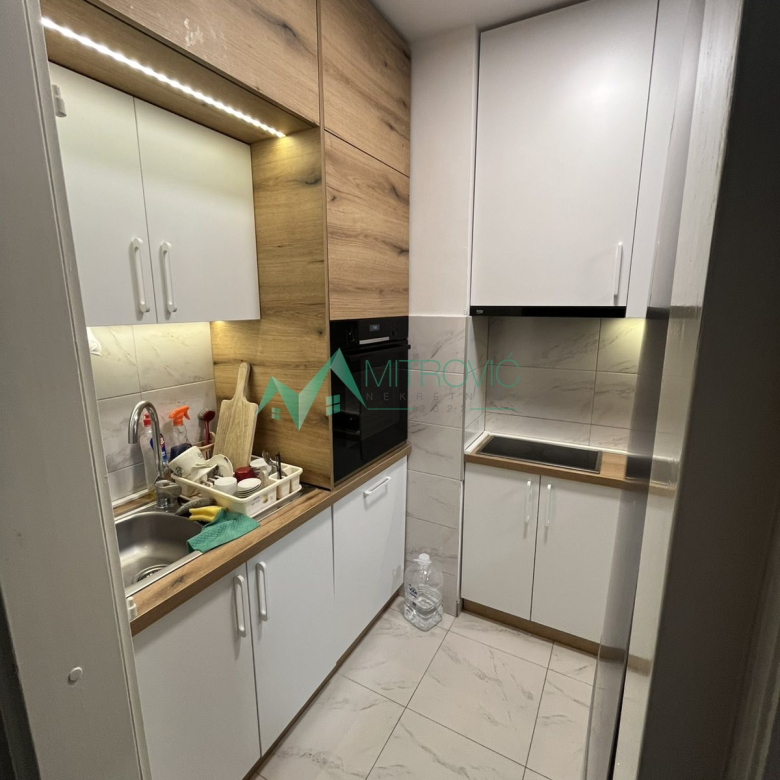 Stan Prodaja Novi Sad  41 m2