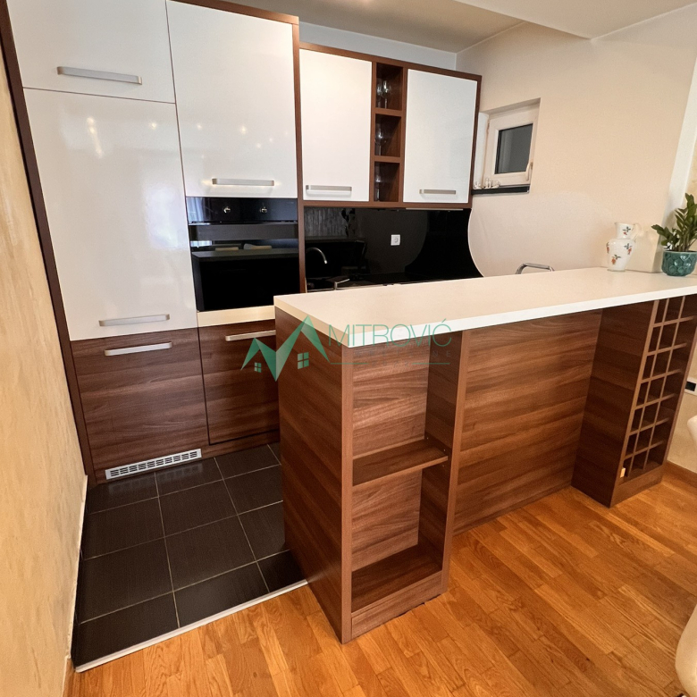 Stan Prodaja Novi Sad  57 m2