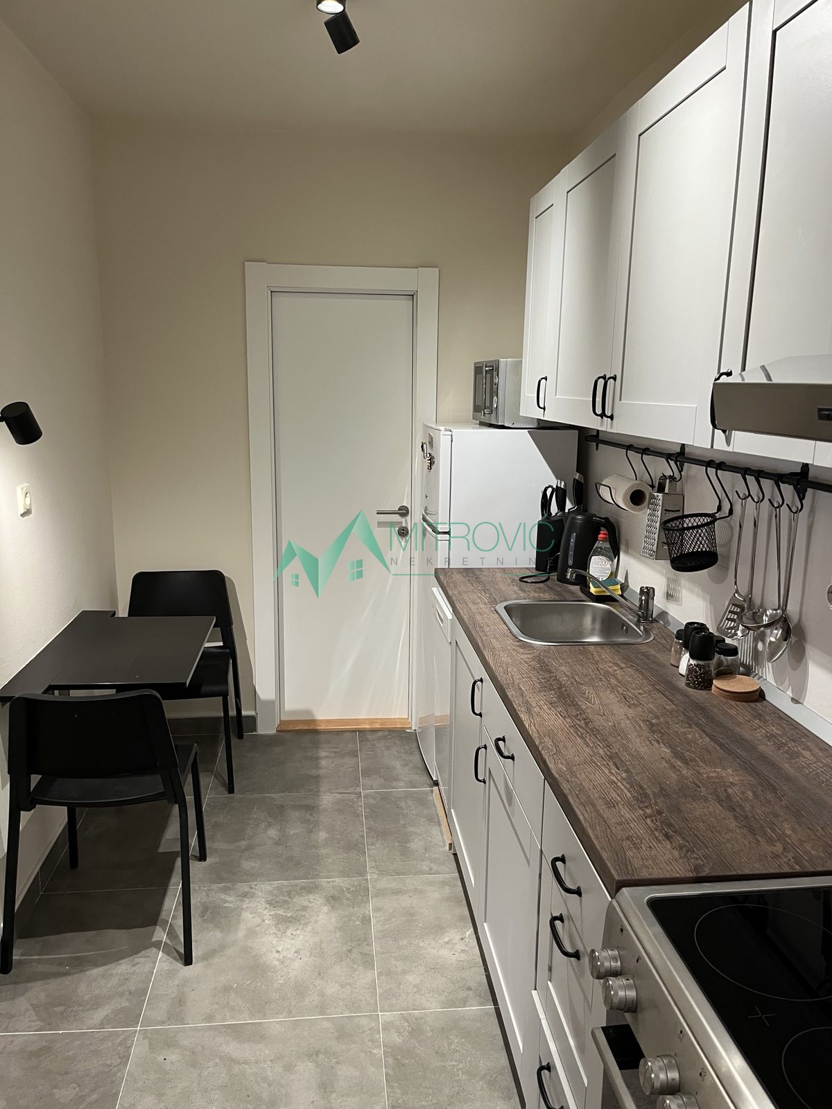Stan Prodaja Novi Sad  44 m2