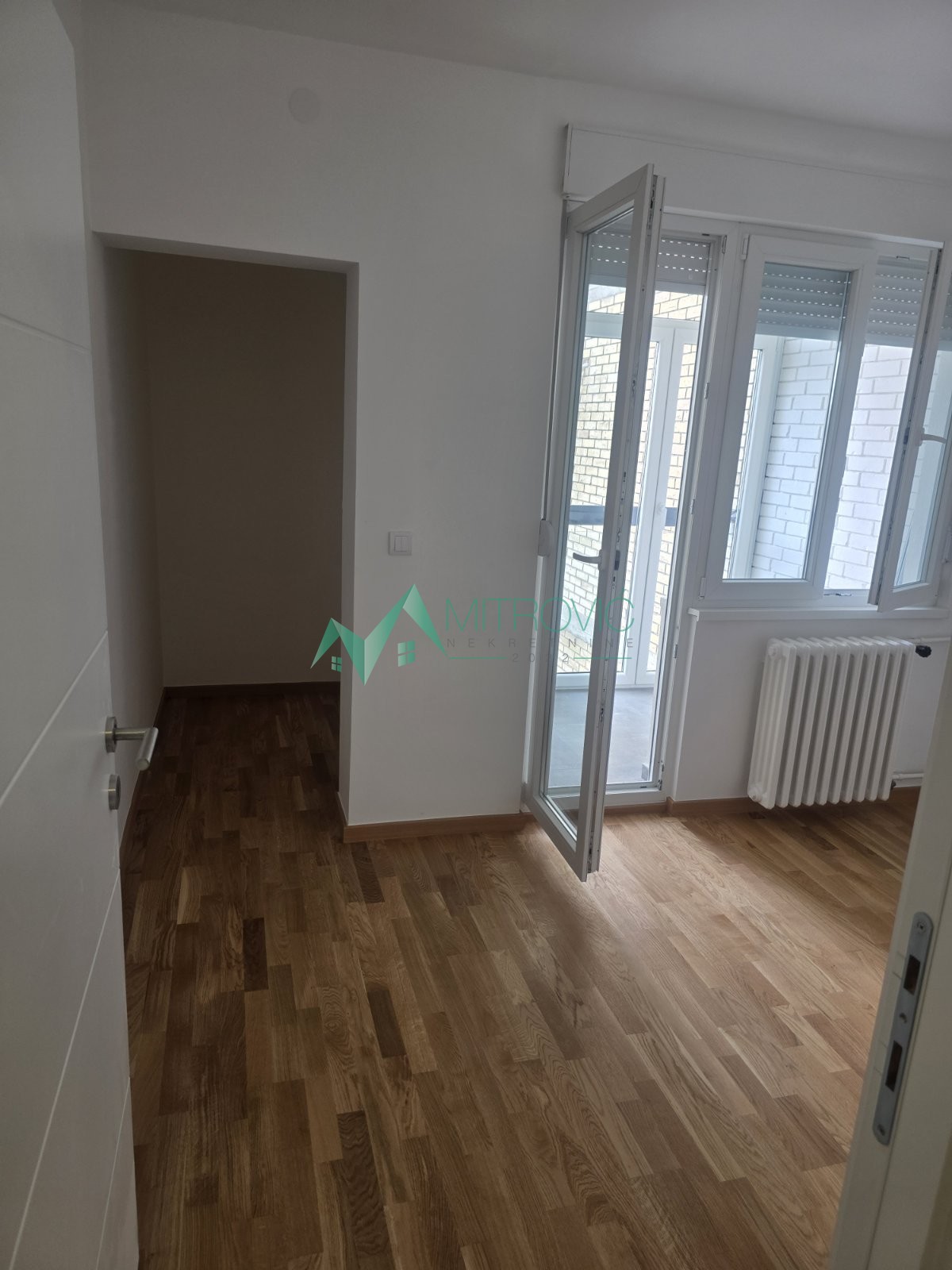 Stan Prodaja Novi Sad  42 m2