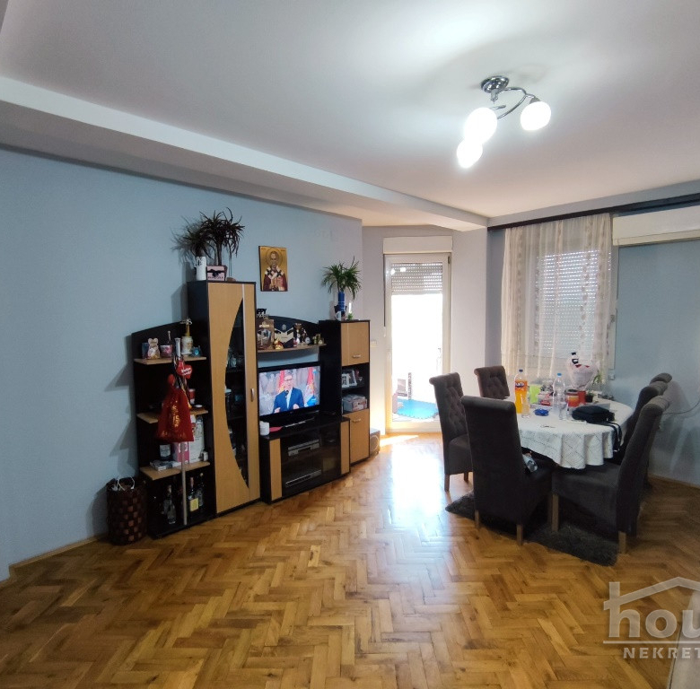 Stan Prodaja Novi Sad  61 m2