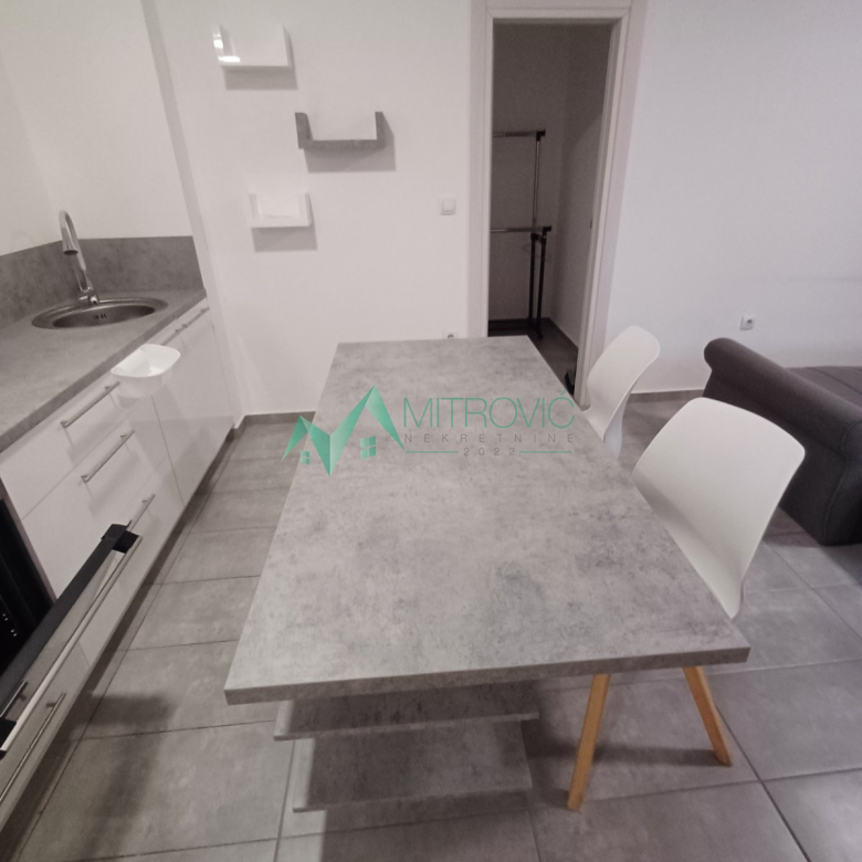 Stan Prodaja Novi Sad  44 m2