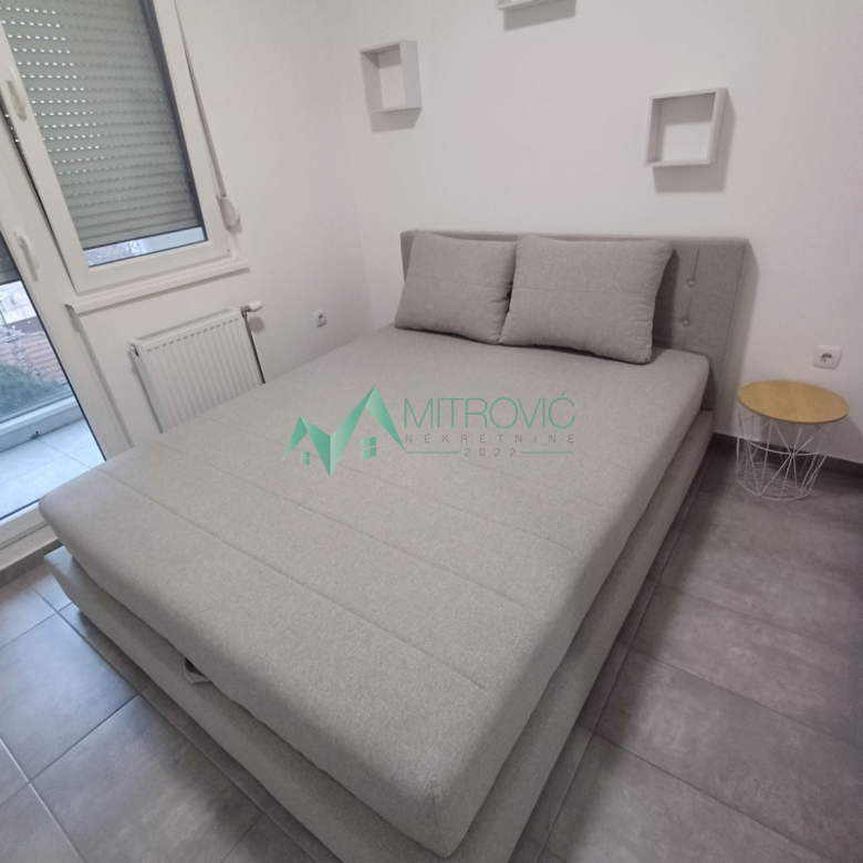 Stan Prodaja Novi Sad  44 m2