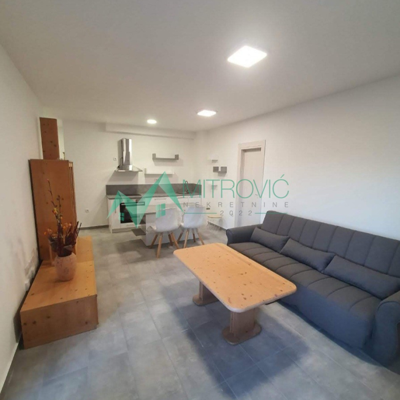 Stan Prodaja Novi Sad  44 m2