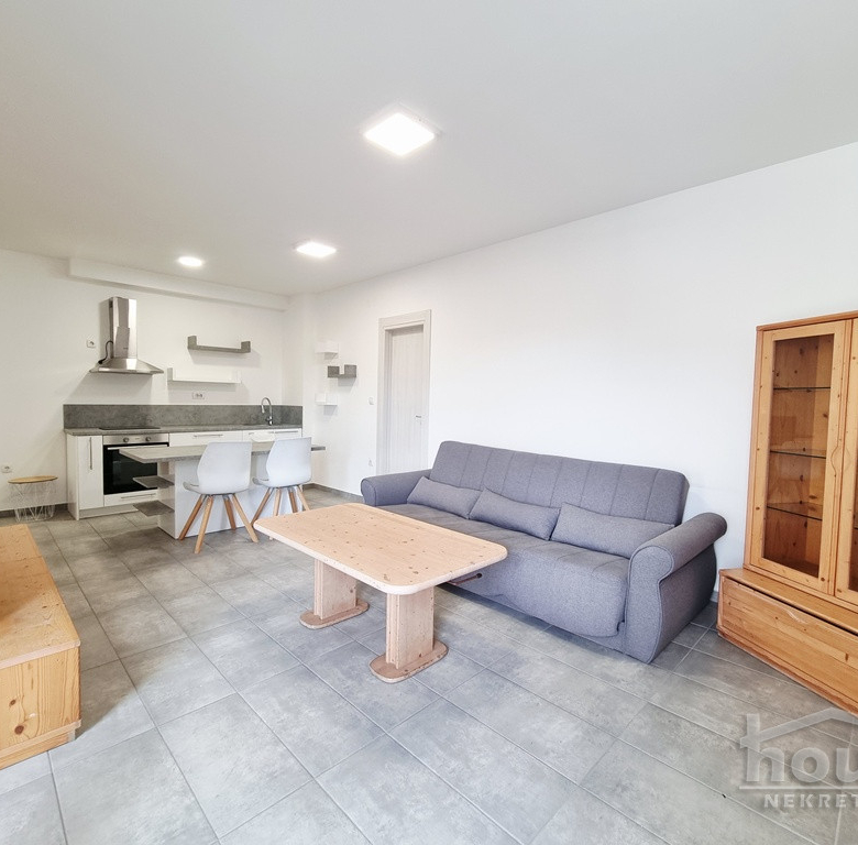 Stan Prodaja Novi Sad  43 m2