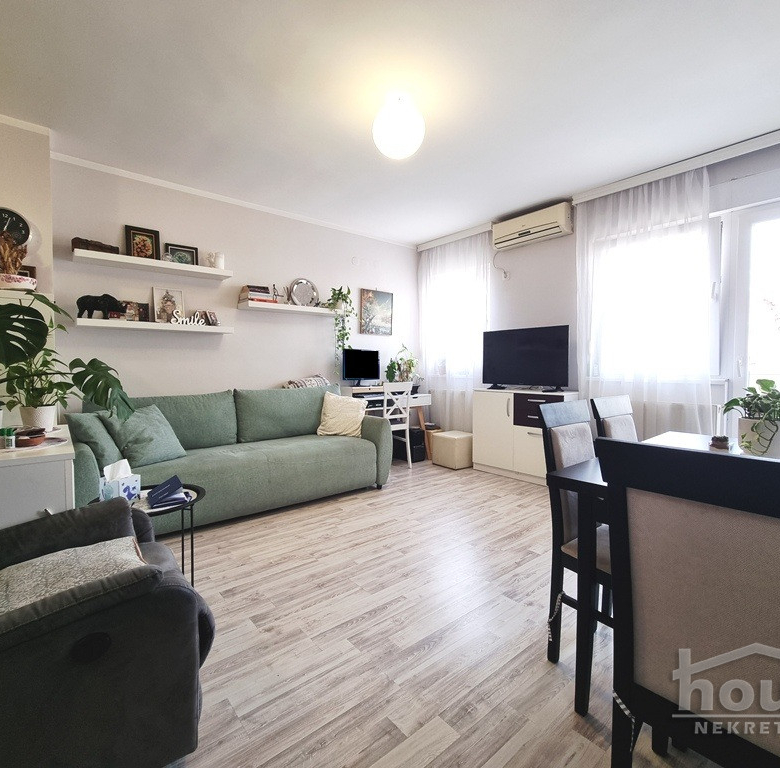 Stan Prodaja Novi Sad  48 m2