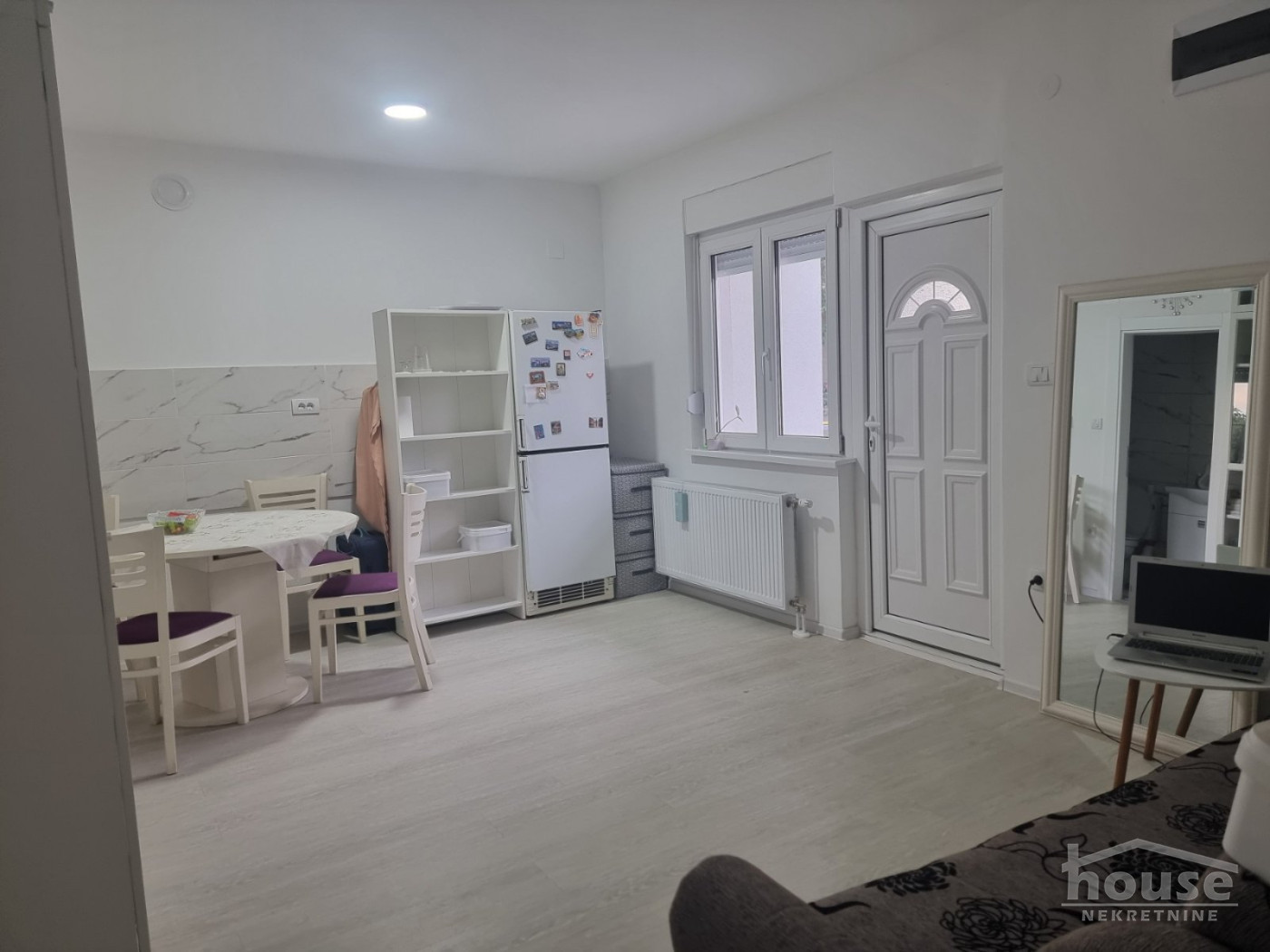 Stan Prodaja Novi Sad  51 m2