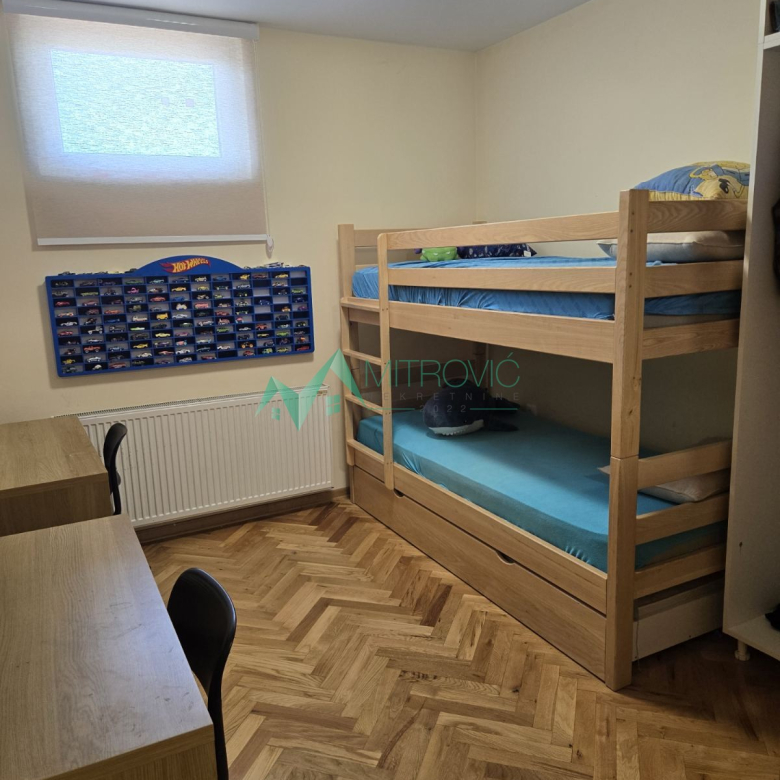 Stan Prodaja Novi Sad  72 m2