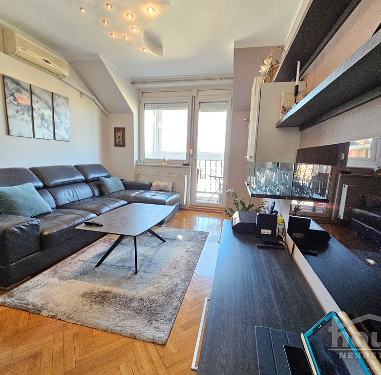 Stan Prodaja Novi Sad  80 m2