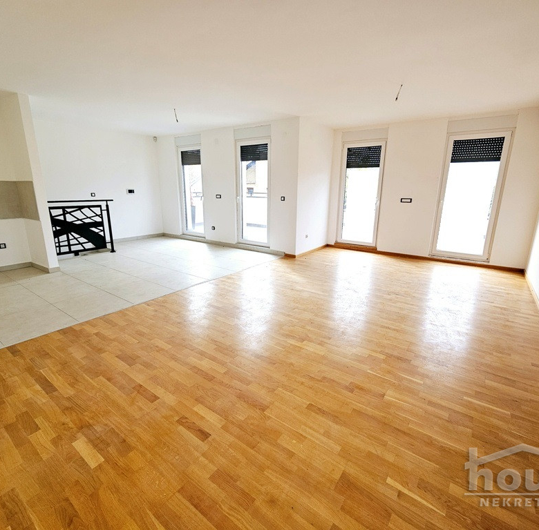 Stan Prodaja Novi Sad  124 m2