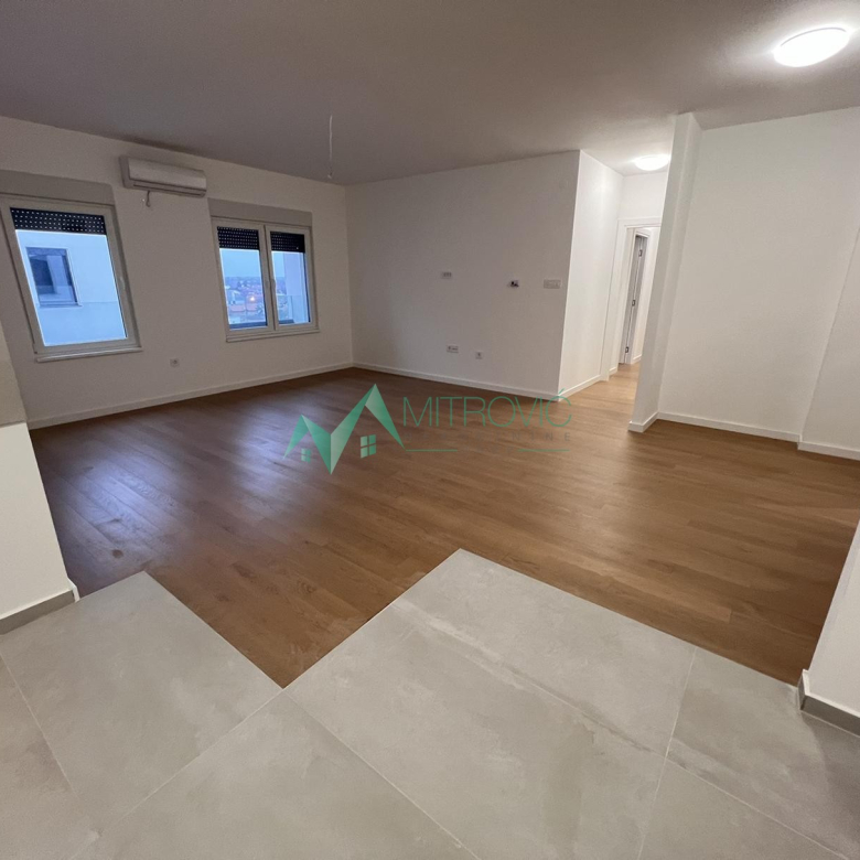 Stan Prodaja Novi Sad  123 m2