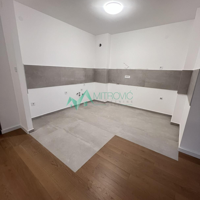 Stan Prodaja Novi Sad  123 m2