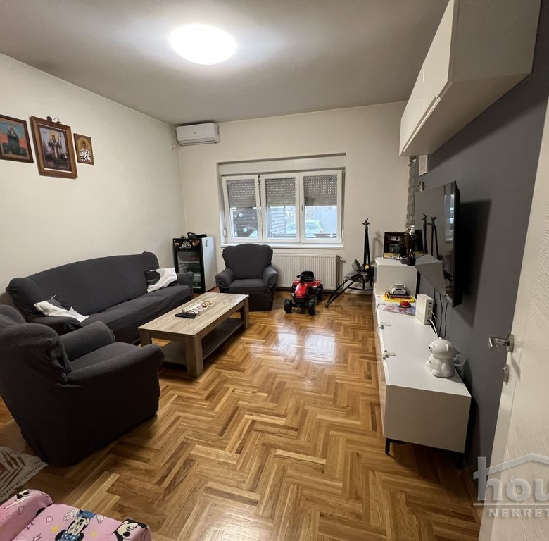 Stan Prodaja Novi Sad  87 m2