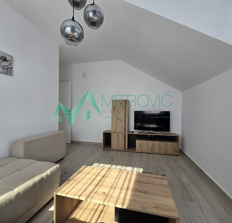 Stan Prodaja Novi Sad  88 m2