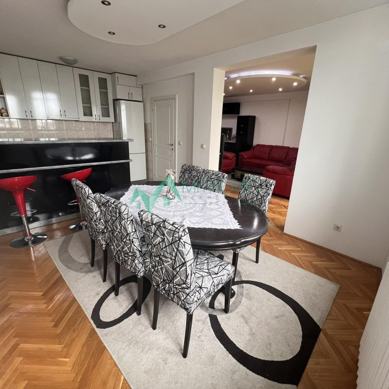 Stan Prodaja Novi Sad  101 m2
