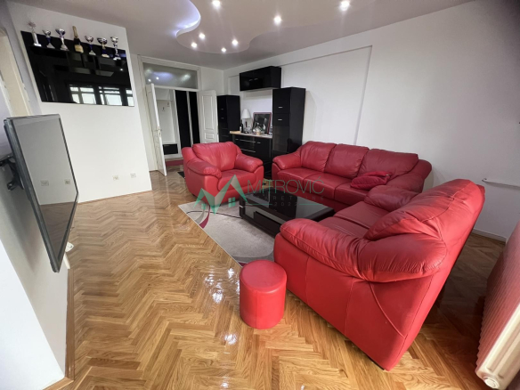 Stan Prodaja Novi Sad  101 m2