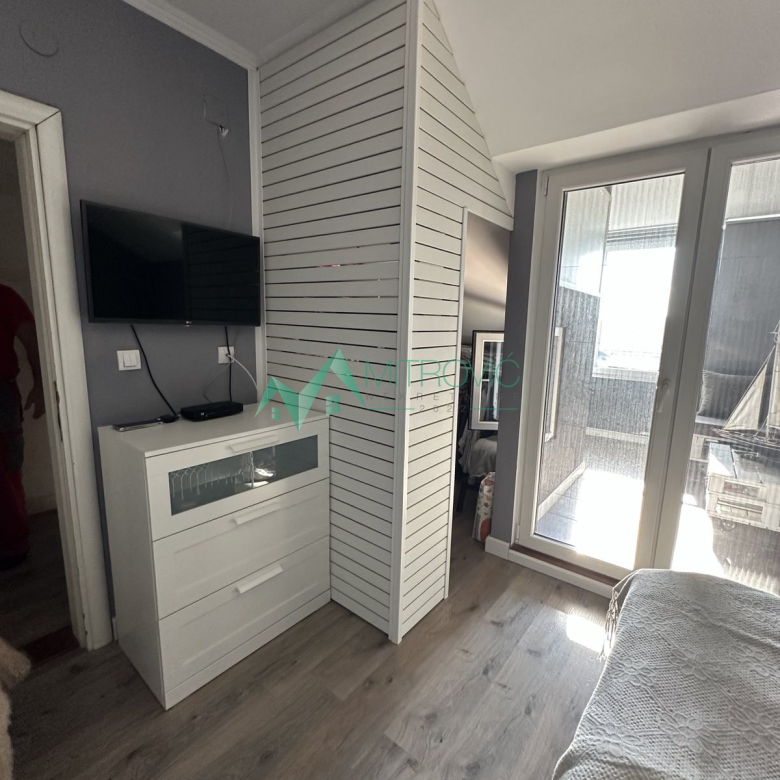 Stan Prodaja Novi Sad  81 m2