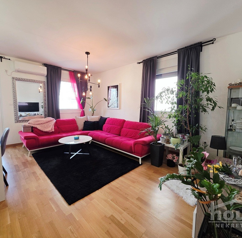Stan Prodaja Novi Sad  72 m2