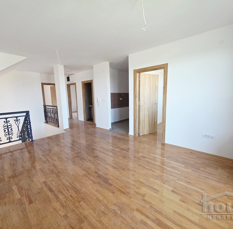 Stan Prodaja Novi Sad  80 m2