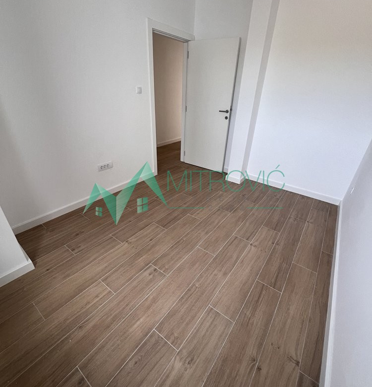 Stan Prodaja Petrovaradin  72 m2
