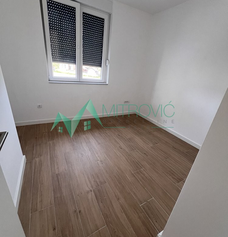 Stan Prodaja Petrovaradin  72 m2