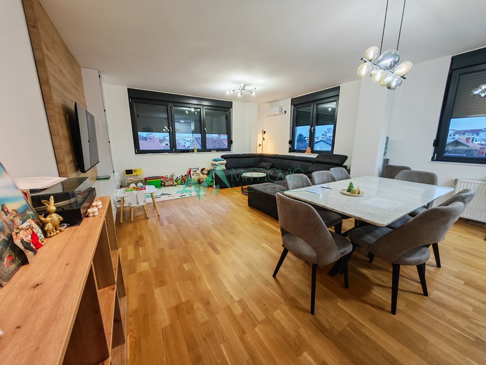 Stan Prodaja Novi Sad  87 m2