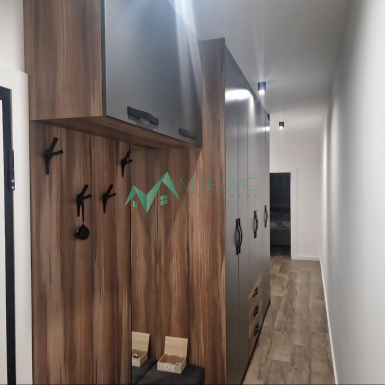 Stan Prodaja Novi Sad  88 m2
