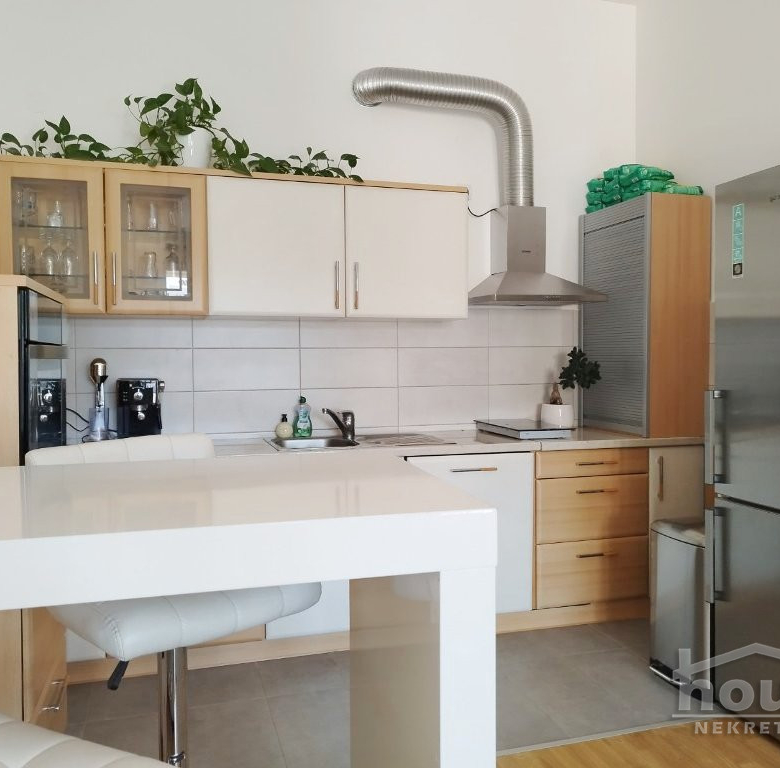 Stan Prodaja Novi Sad  71 m2