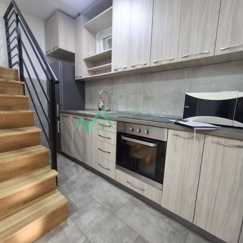 Stan Prodaja Novi Sad  62 m2