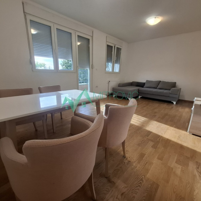 Stan Prodaja Novi Sad  62 m2