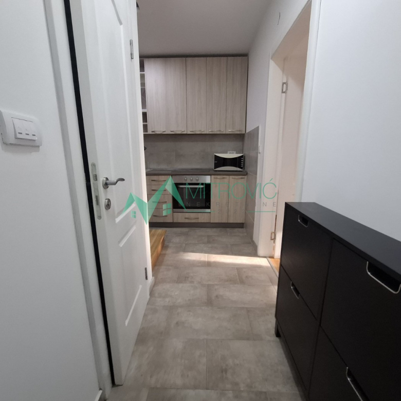 Stan Prodaja Novi Sad  62 m2