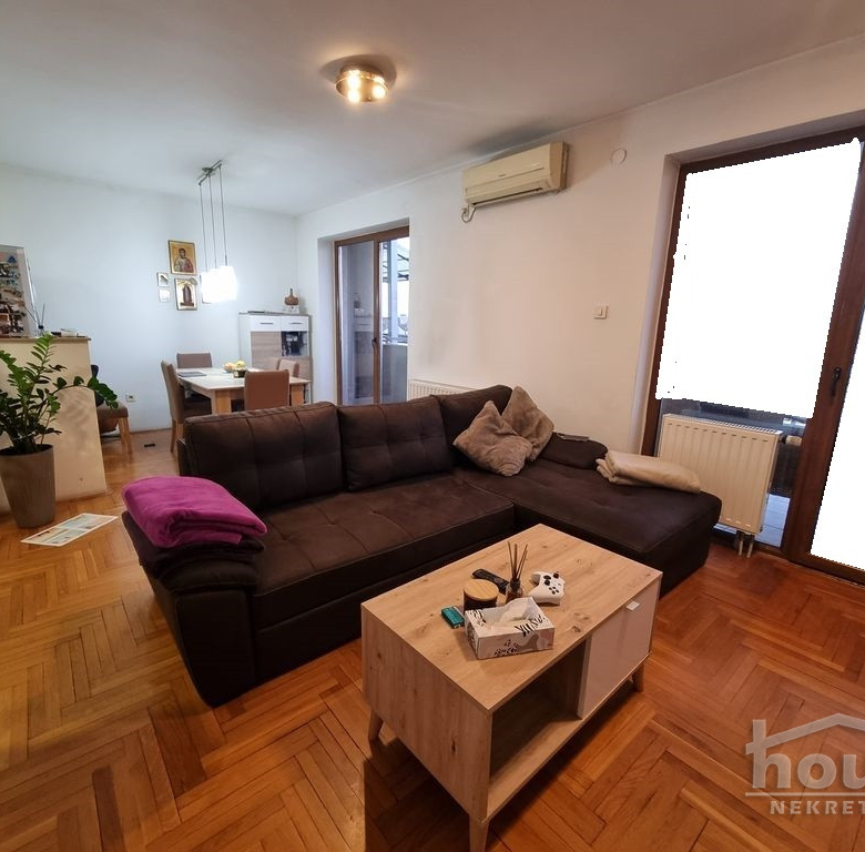 Stan Prodaja Novi Sad  69 m2
