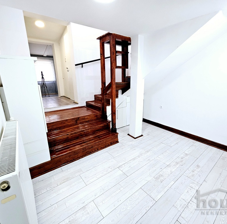 Stan Prodaja Novi Sad  50 m2