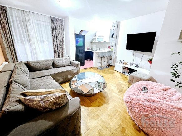 Stan Prodaja Novi Sad  75 m2