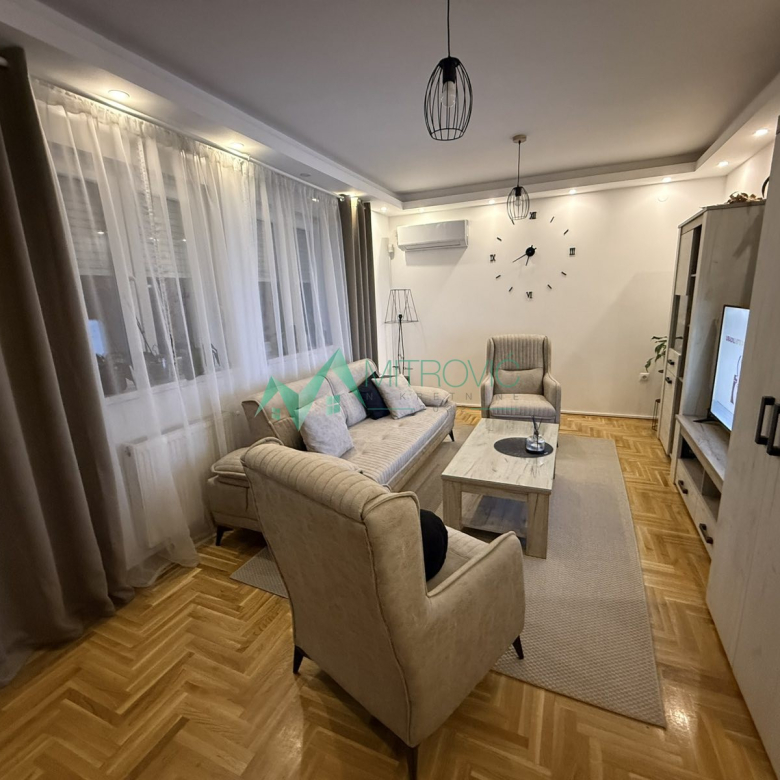 Stan Prodaja Novi Sad  61 m2