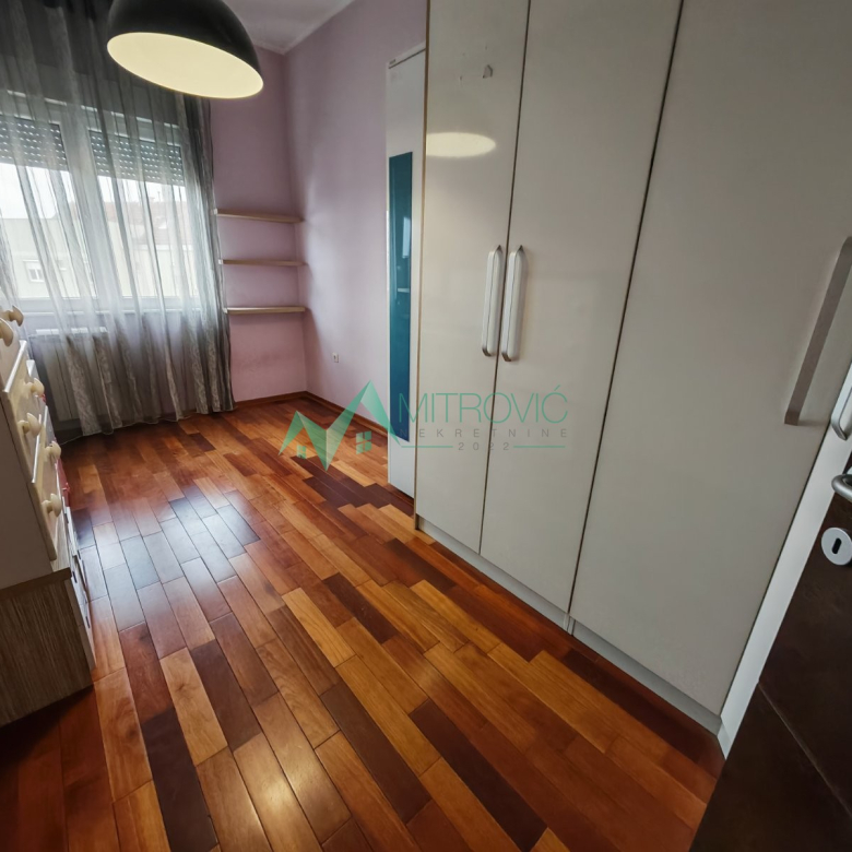 Stan Prodaja Novi Sad  67 m2