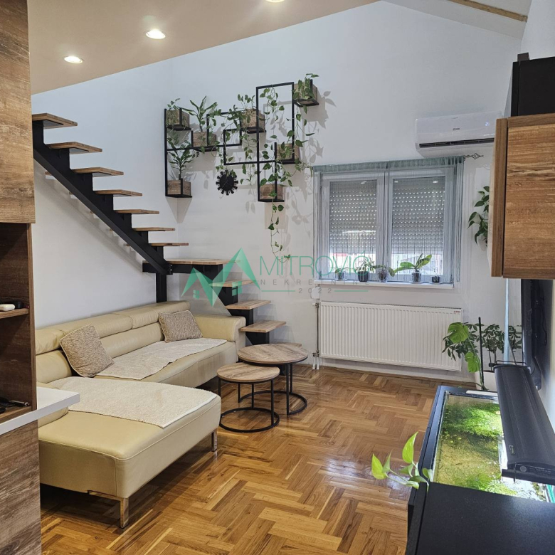 Stan Prodaja Novi Sad  69 m2