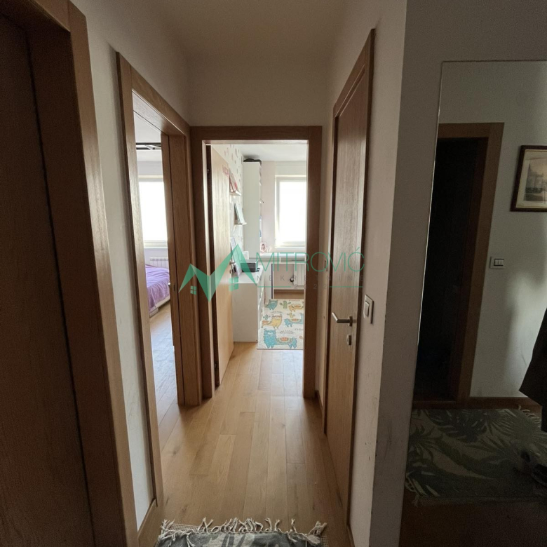 Stan Prodaja Novi Sad  65 m2
