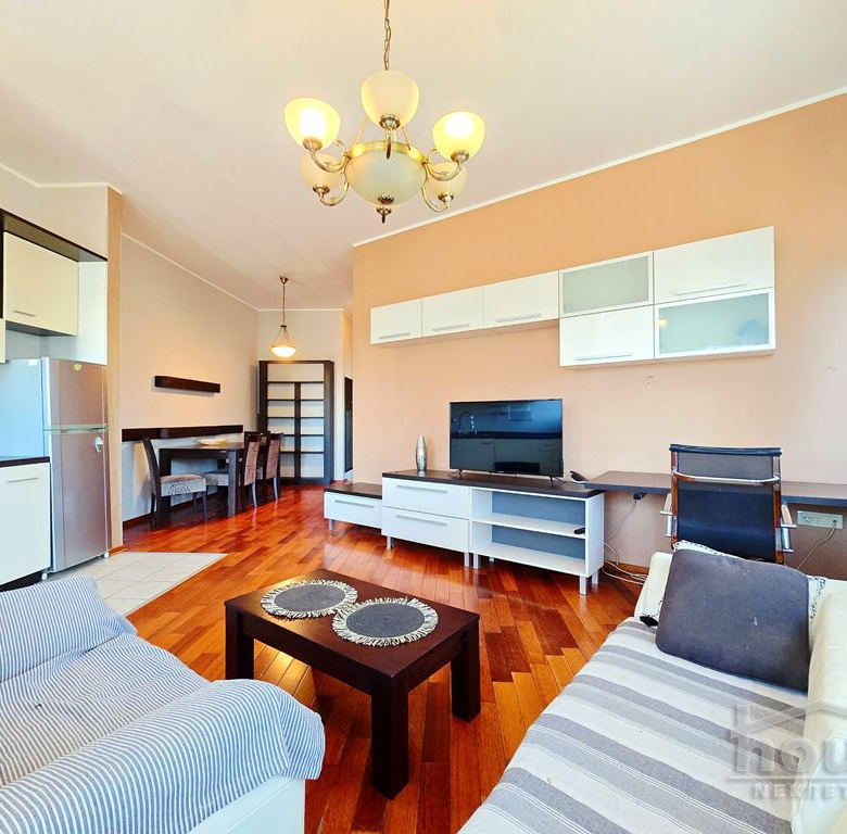 Stan Prodaja Novi Sad  67 m2