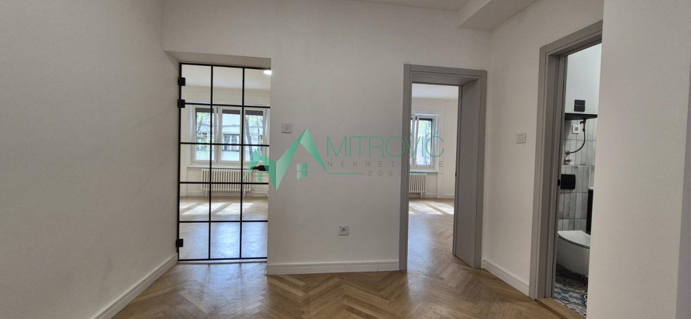 Stan Prodaja Novi Sad  85 m2