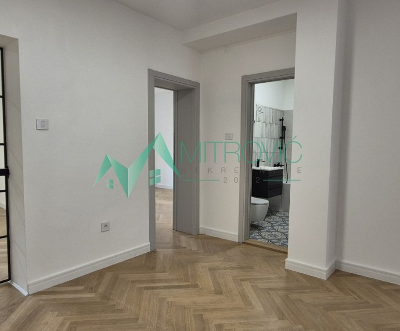 Stan Prodaja Novi Sad  85 m2