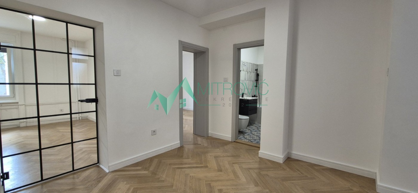 Stan Prodaja Novi Sad  85 m2