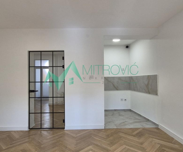 Stan Prodaja Novi Sad  85 m2