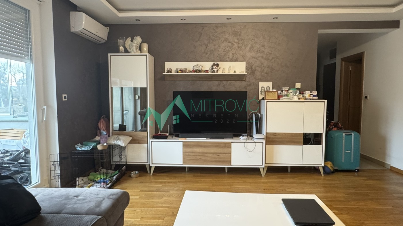 Stan Prodaja Novi Sad  69 m2