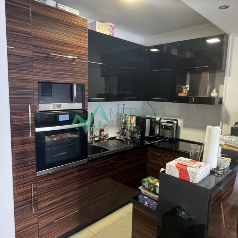 Stan Prodaja Novi Sad  69 m2