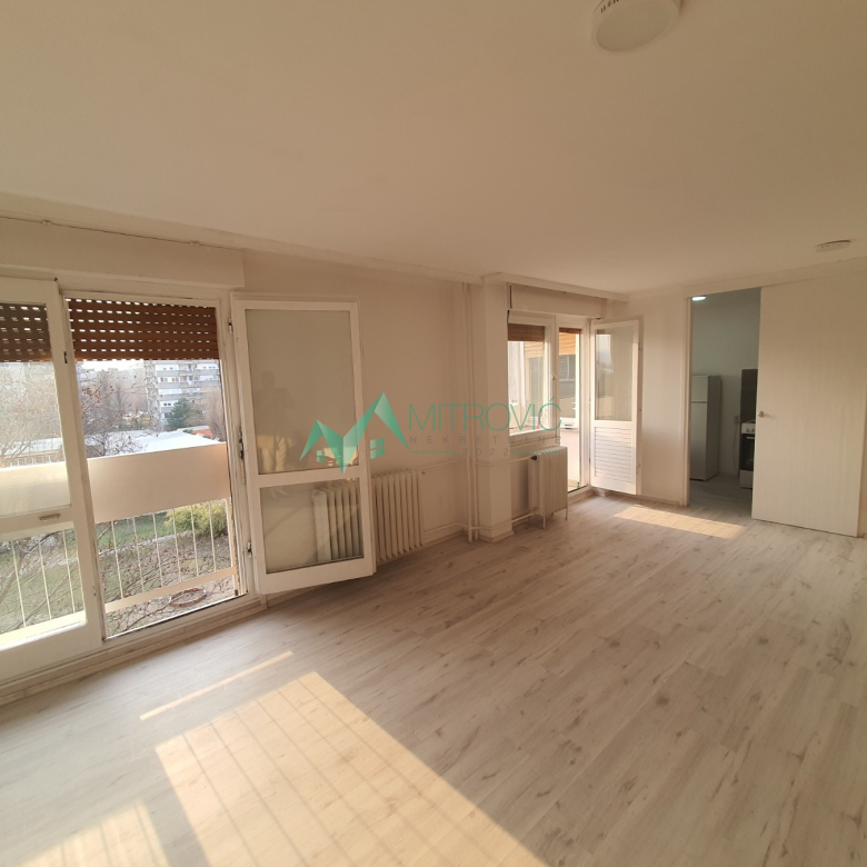 Stan Prodaja Novi Sad  78 m2