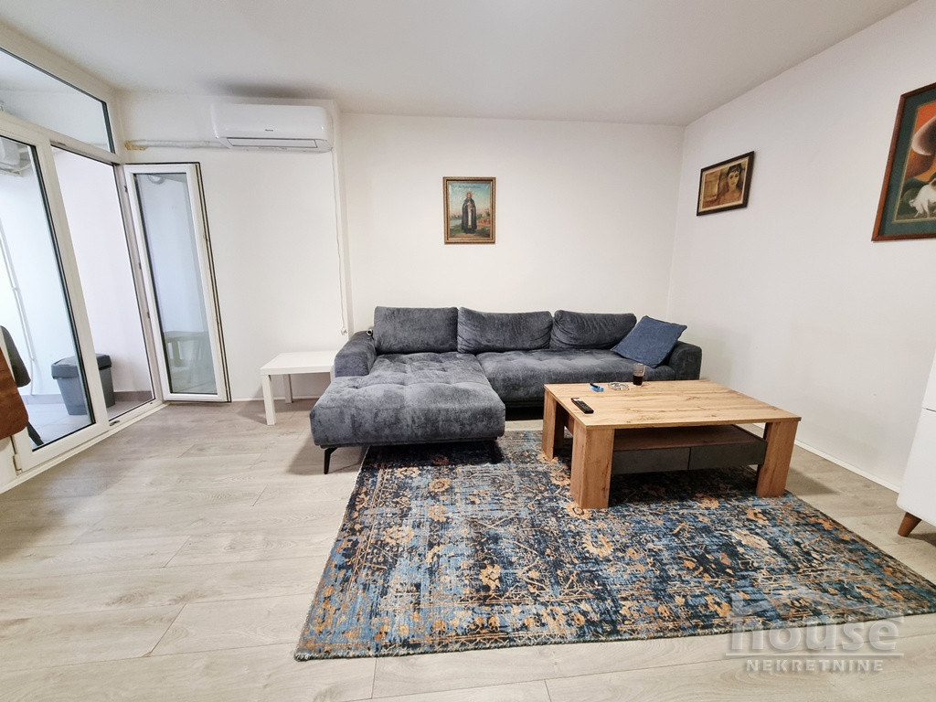Stan Prodaja Novi Sad  55 m2